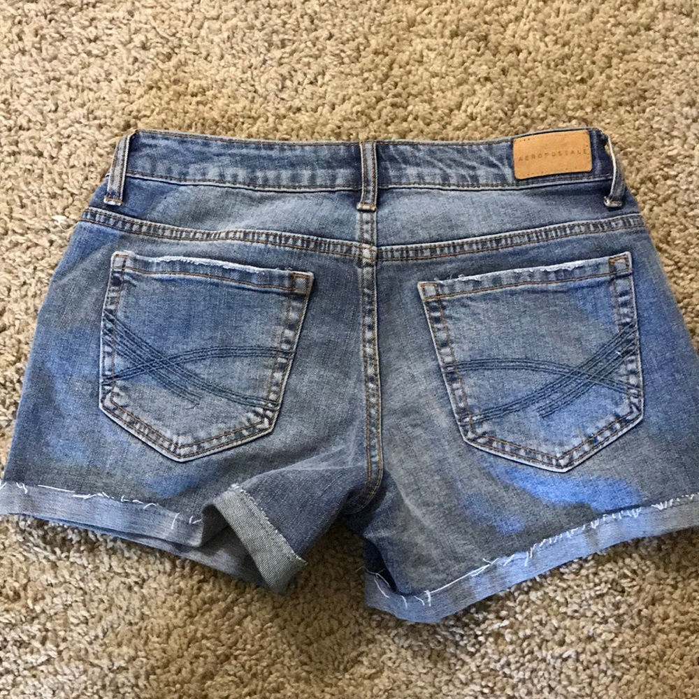 Shorts - Picture 3 of 3